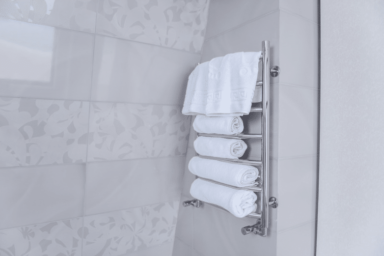 Le radiateur sèche serviettes