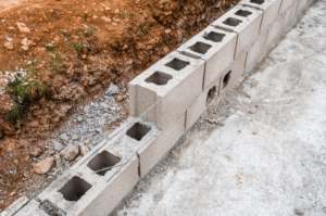 Guide pratique pour la pose des blocs béton et la construction d'un mur