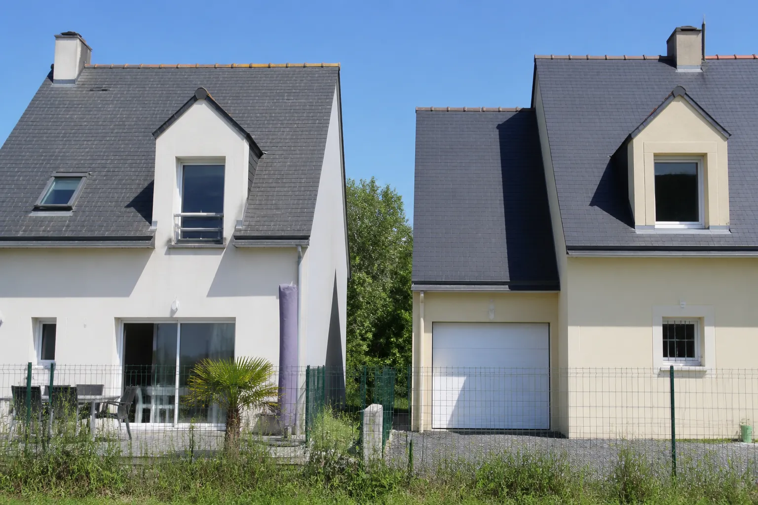 Construction voisin trop — Construction du voisin implantée trop proche de la limite
