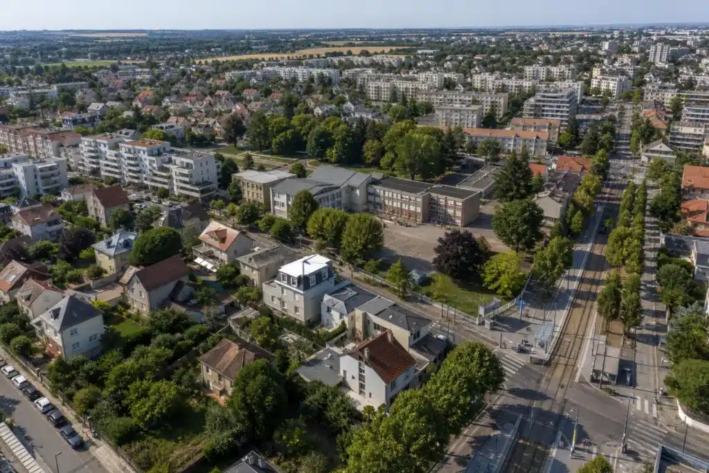 quartier residentiel et micro-localisation pour delimiter le marche local
