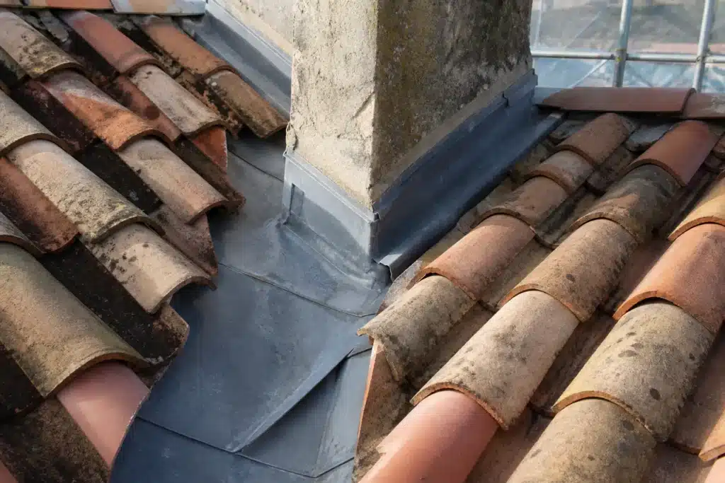 controle points singuliers couverture noues solins abergements