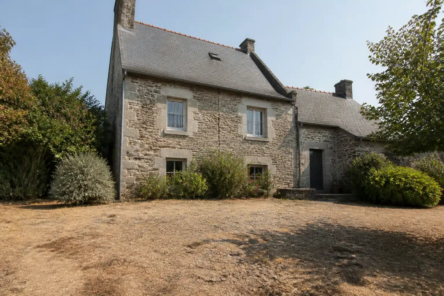 Maison en Sarthe sur sol argileux exposé, été sec